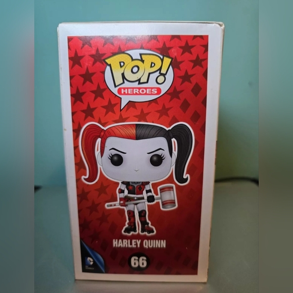 Funko Pop! Vinyl: DC Universe - Harley Quinn #66 - Picture 2 of 5